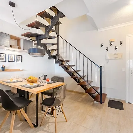 Arcoiris 2 Bedroom Duplex With Patio