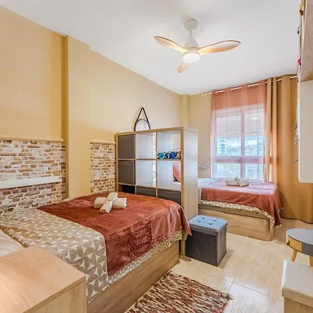 Arcoiris 2 Bedroom Duplex With Patio Кальяо-Сальвахе