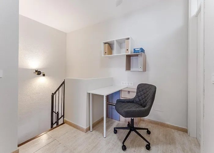 Arcoiris 2 Bedroom Duplex With Patio Апартаменты Кальяо-Сальвахе
