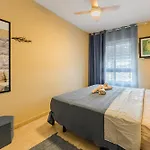 Arcoiris 2 Bedroom Duplex With Patio * Callao Salvaje