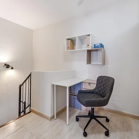 Arcoiris 2 Bedroom Duplex With Patio Apartment Callao Salvaje
